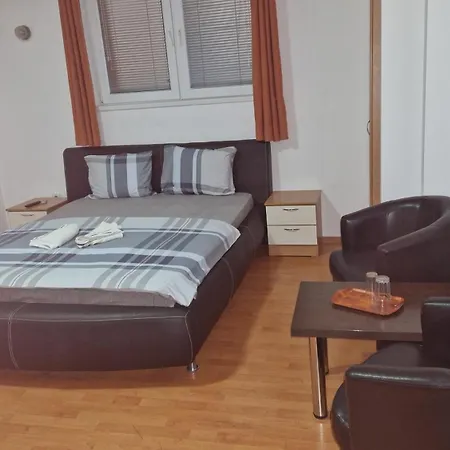 מלון דירות Elizabeth House סקופיה
